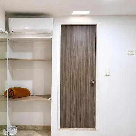Apartamento Cozy Apto Inside The Historic Of